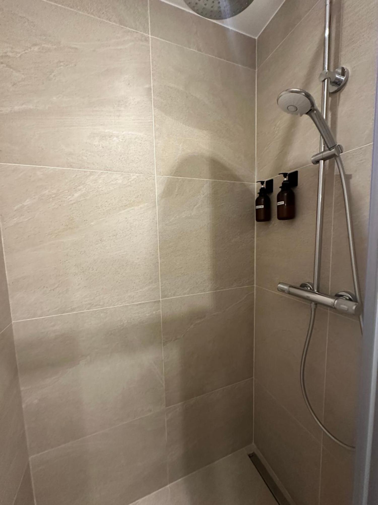 Surcouf Appartements 巴黎 外观 照片